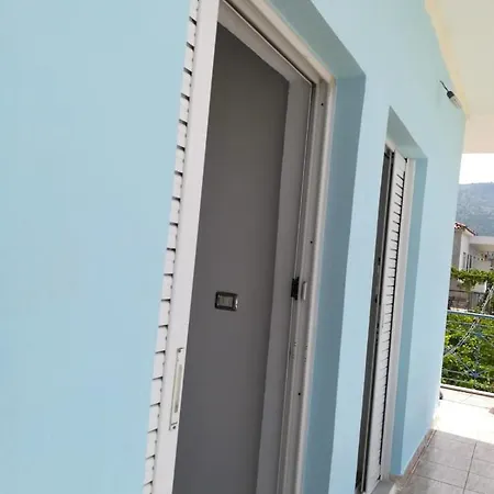 Himara Holiday House Tatil Evi