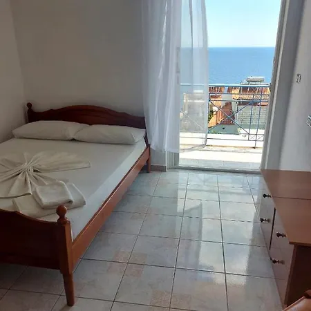 Himara Holiday House * Himarë