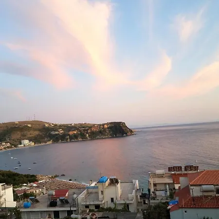 Himara Holiday House Tatil Evi Himarë